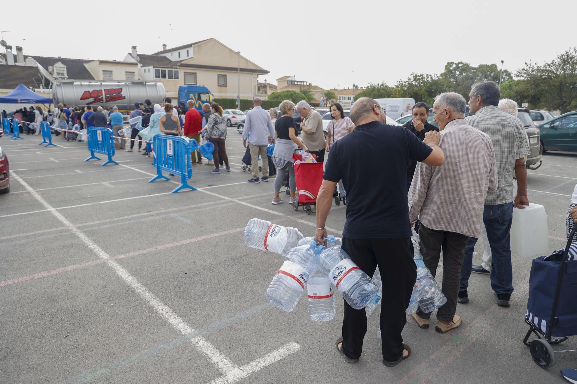 Sin agua potable en el Mar Menor, en imágenes