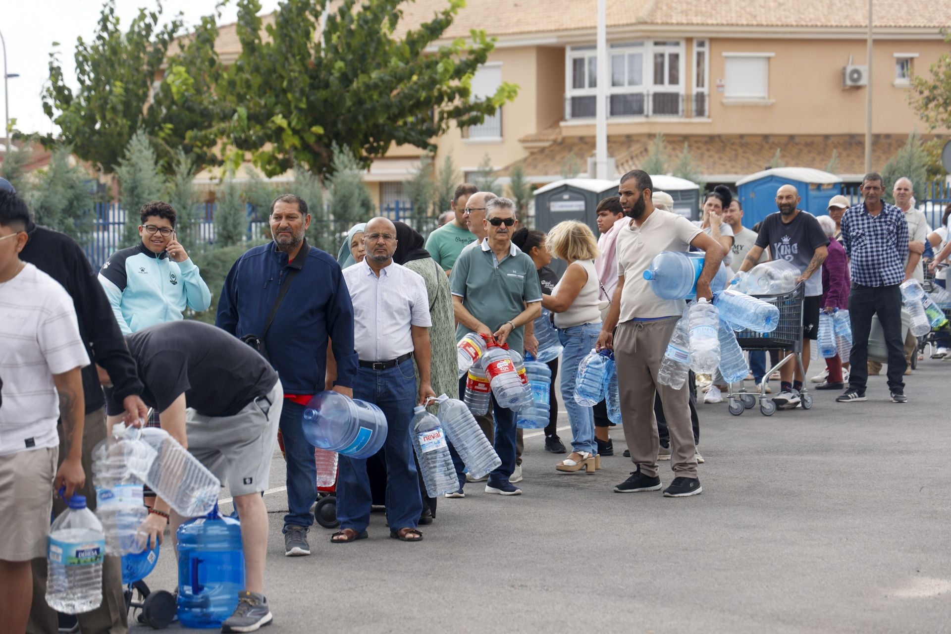 Sin agua potable en el Mar Menor, en imágenes