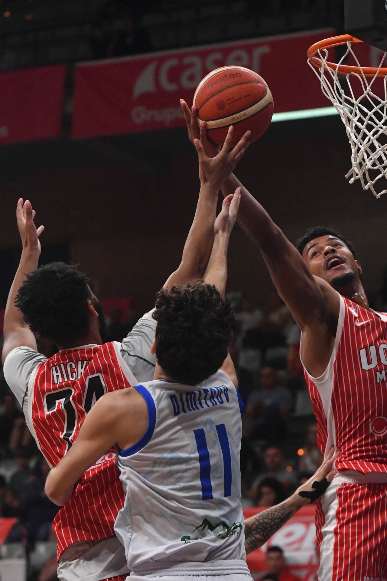 Las imágenes del trinfo del UCAM ante el Rilski (77-63)