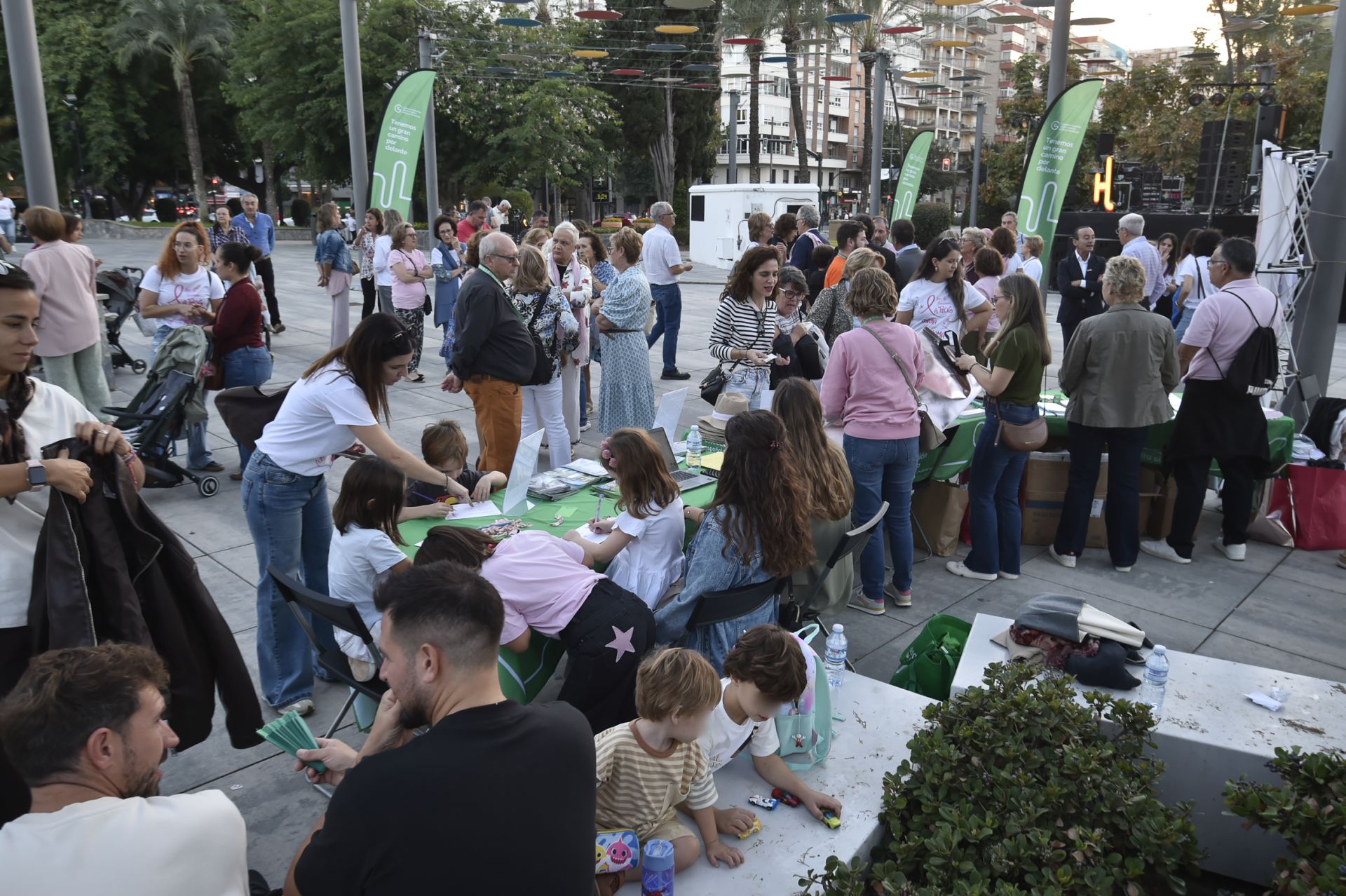 La AECC reclama transparencia en los programas de cribado, en imágenes