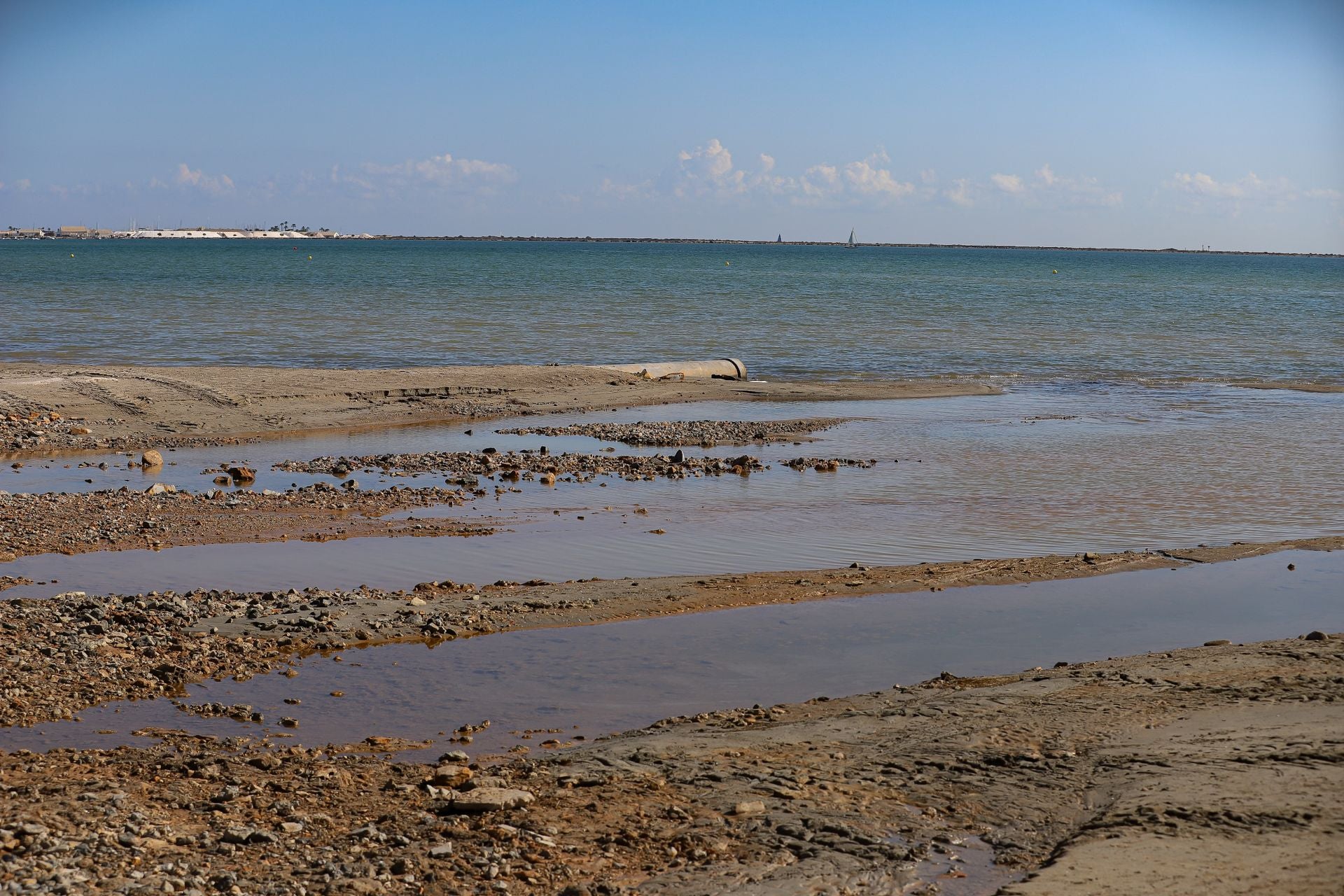 En imágenes, así están los municipios del Mar Menor una semana después de la dana