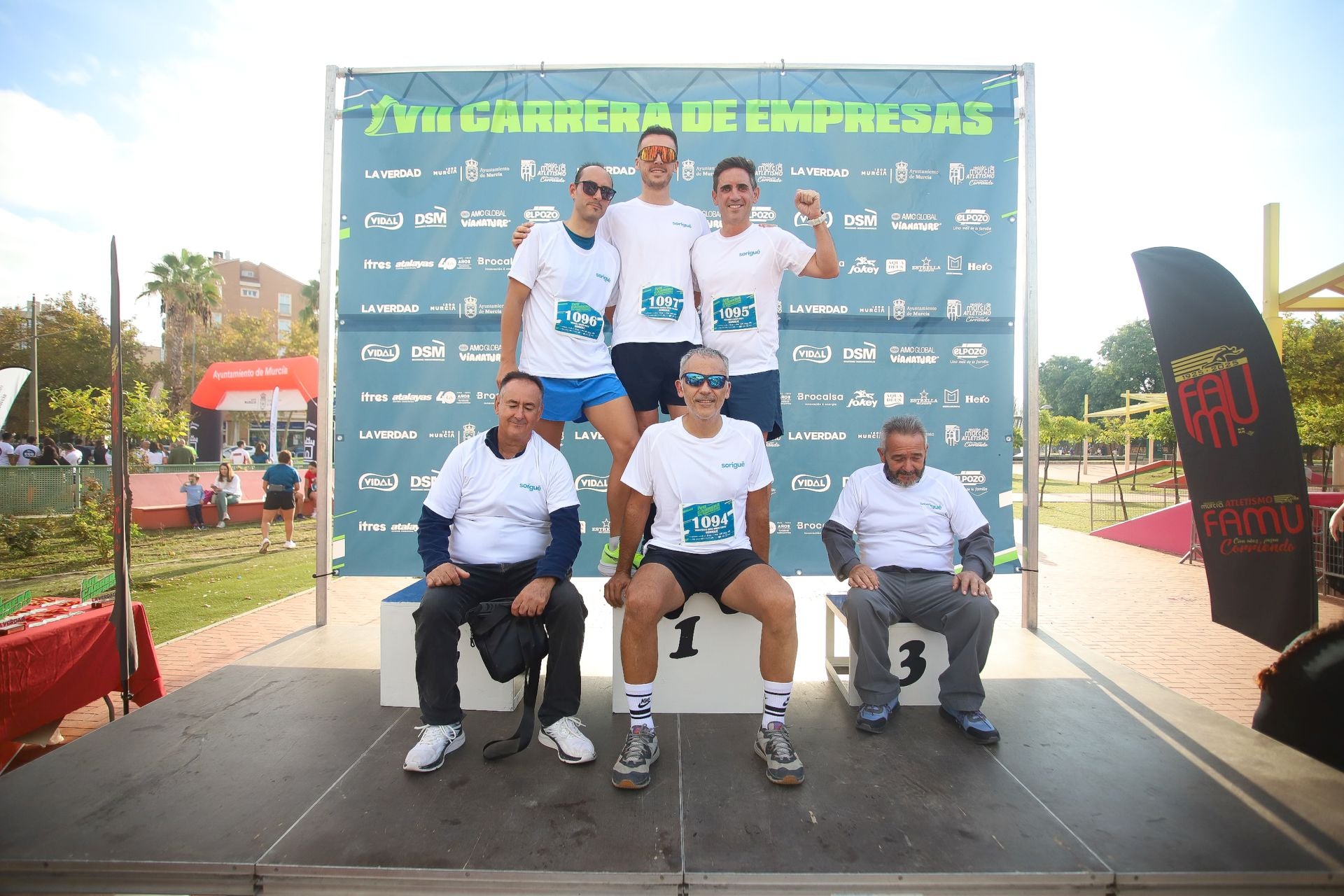 En imágenes, la VII Carrera de Empresas en Murcia