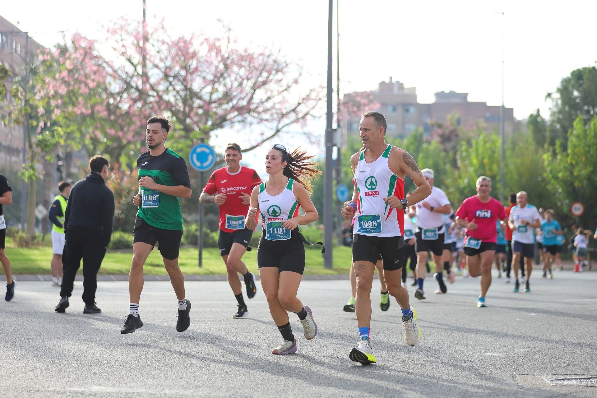 En imágenes, la VII Carrera de Empresas en Murcia