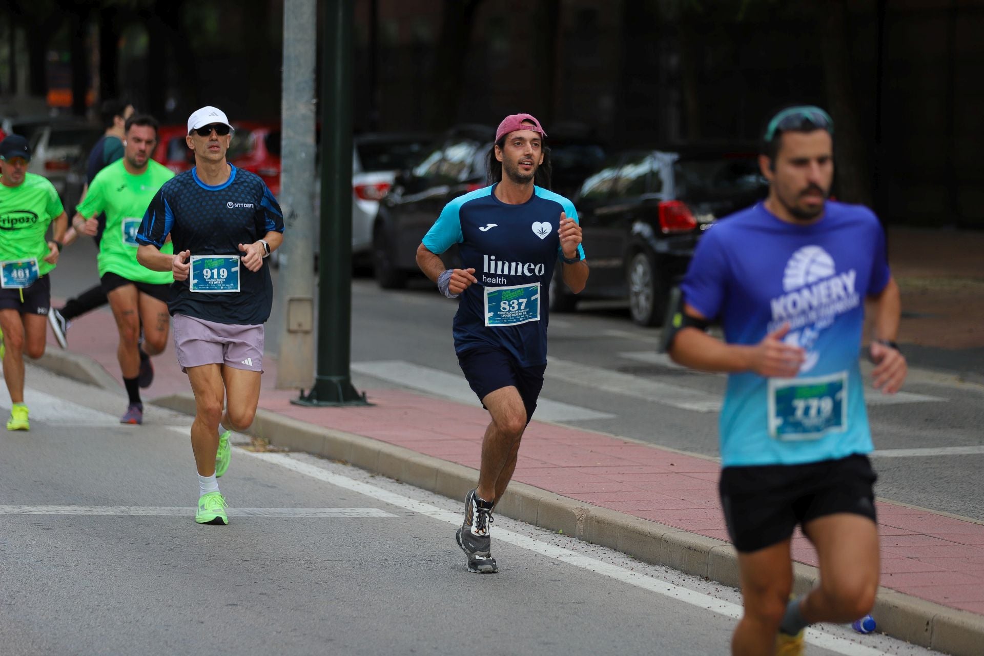 En imágenes, la VII Carrera de Empresas en Murcia