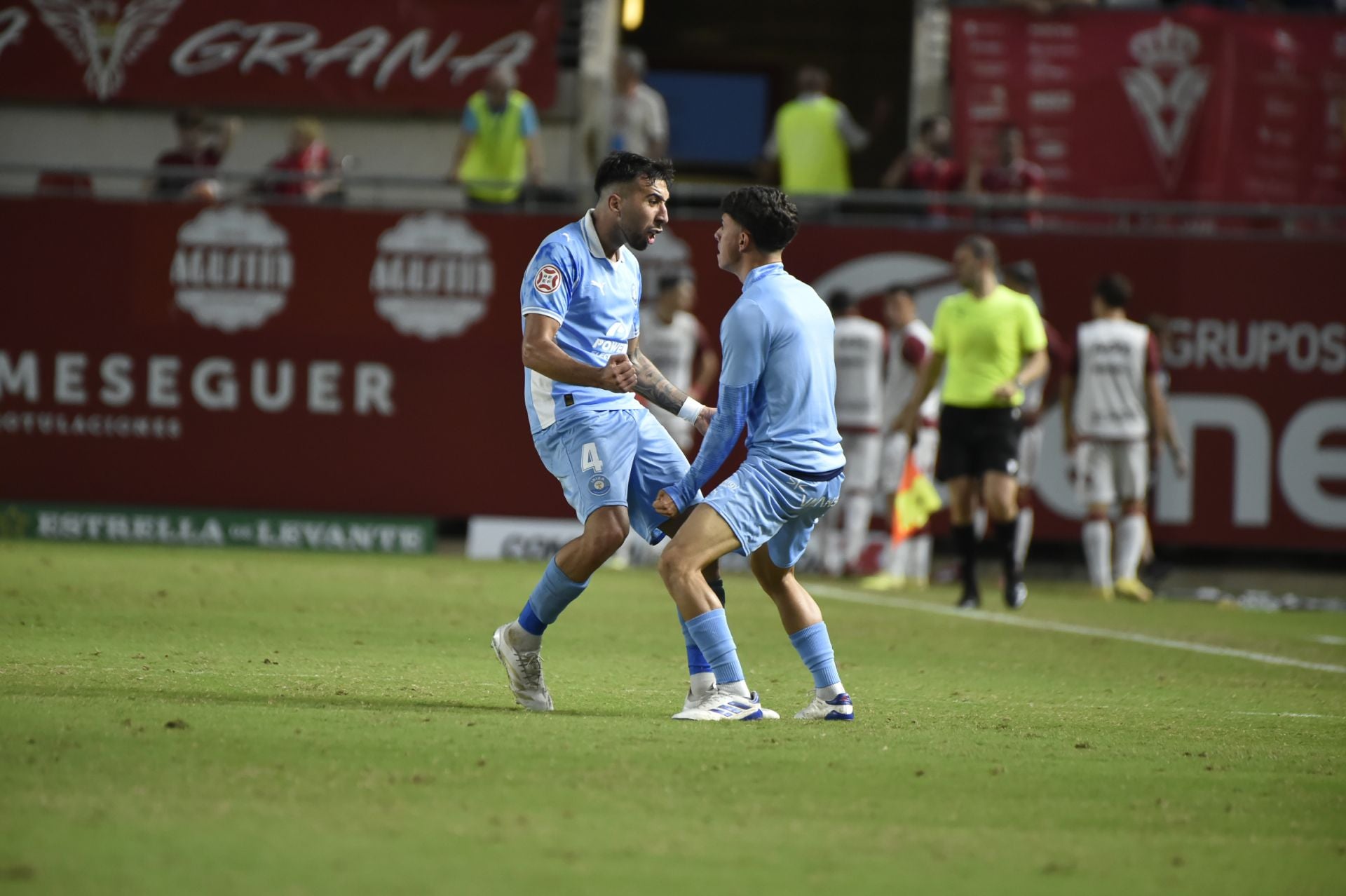 El Real Murcia se estrella ante el Ibiza, en imágenes