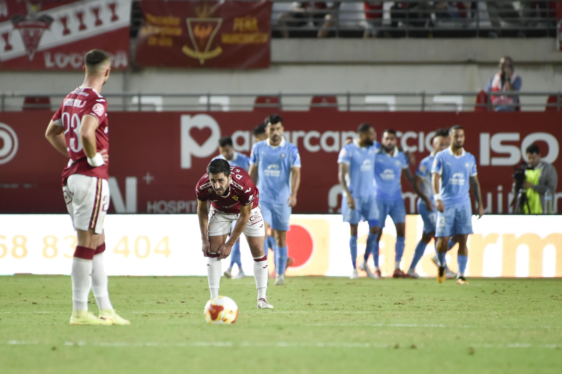 El Real Murcia se estrella ante el Ibiza, en imágenes