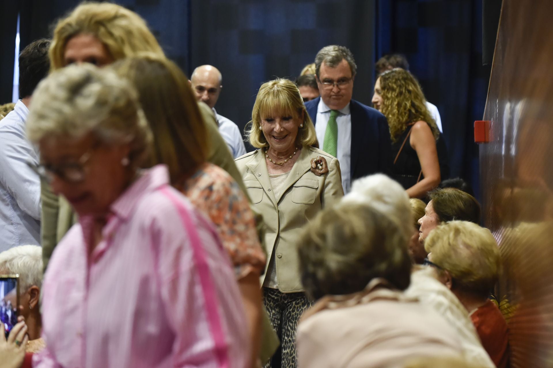 Esperanza Aguirre presenta su libro en Murcia, en imágenes