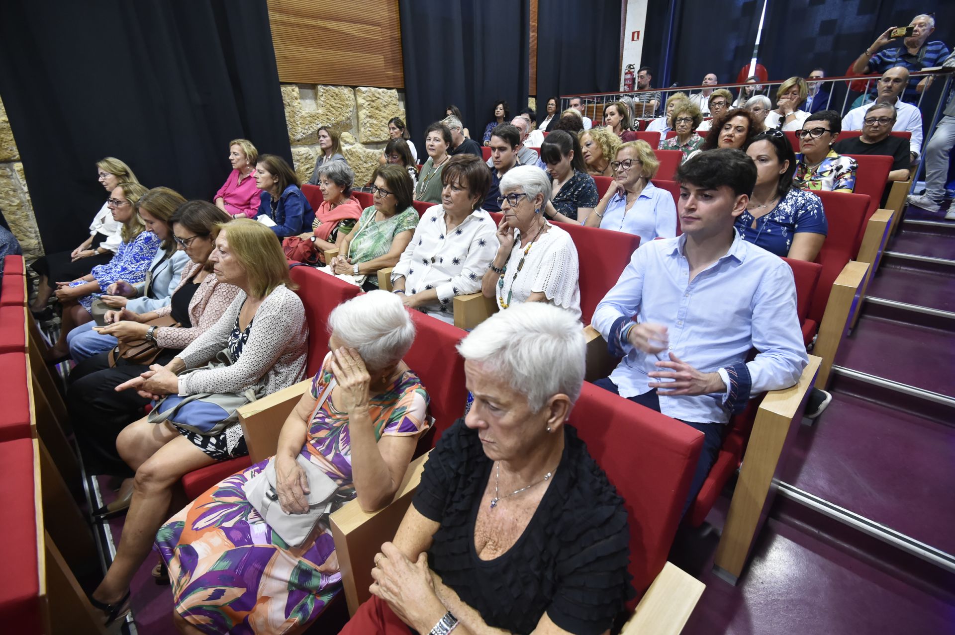 Esperanza Aguirre presenta su libro en Murcia, en imágenes