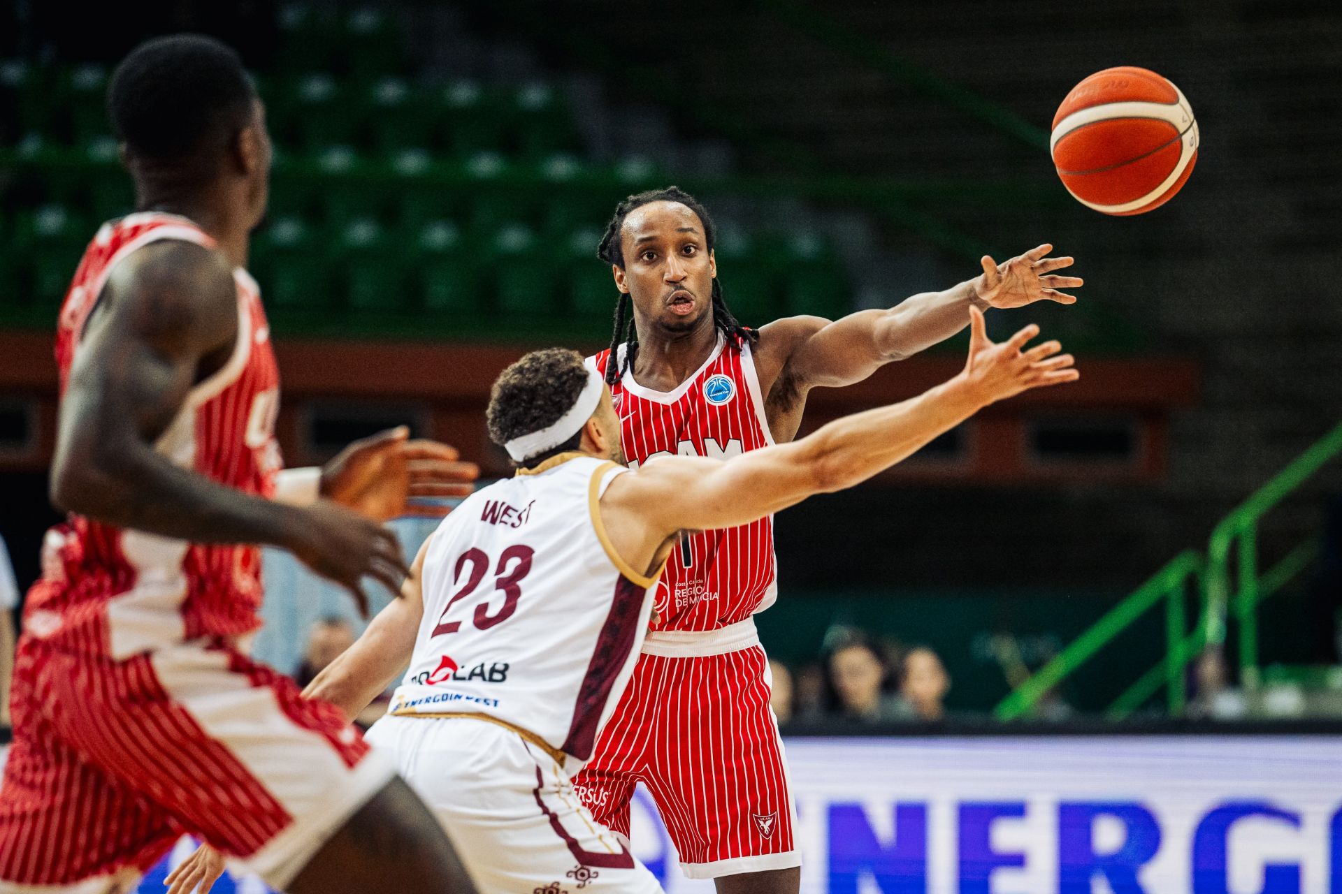 Las imágenes del Bosna-UCAM (87-72)