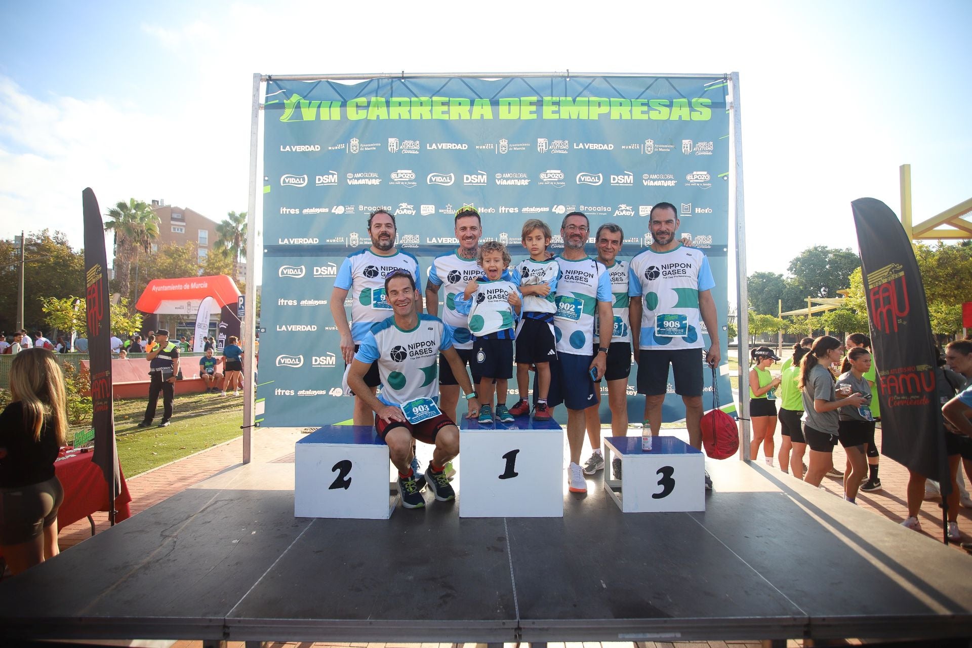 En imágenes, la VII Carrera de Empresas en Murcia