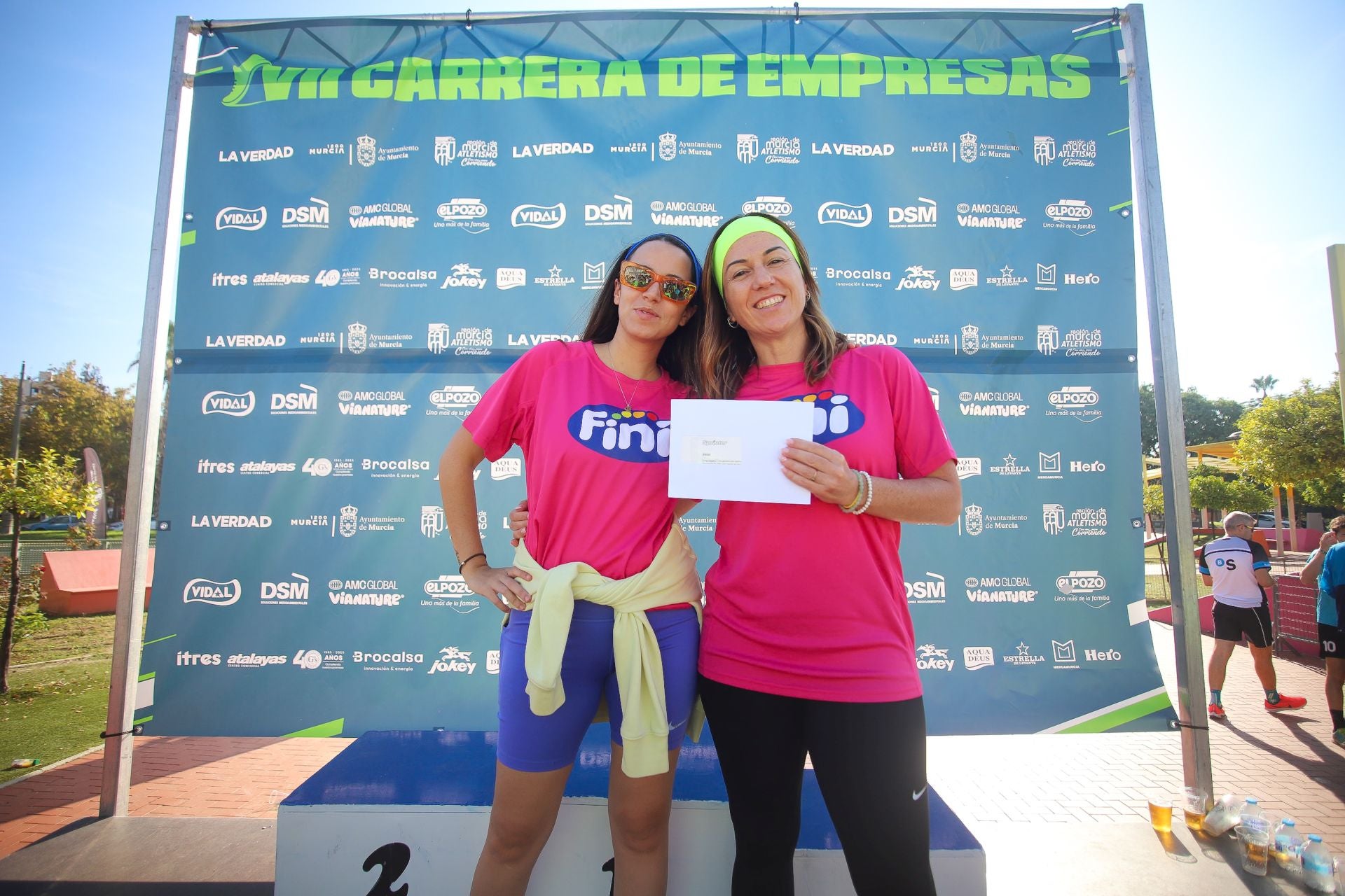 En imágenes, la VII Carrera de Empresas en Murcia