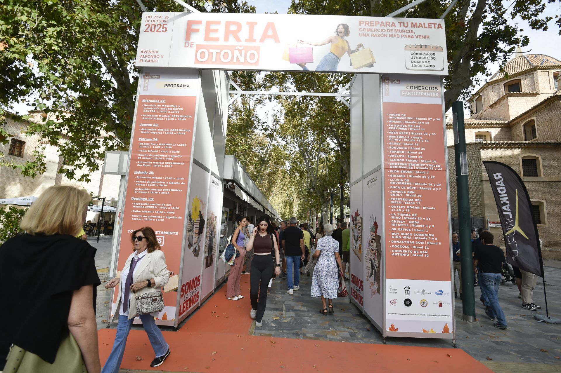 El pequeño comercio se instala en Murcia hasta el domingo