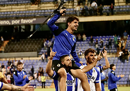El Hércules celebra la victoria ante el Atlético B del miércoles.