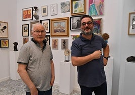 El artista y académico Juan Martínez Lax con el historiador del arte Tomás Ruiz Planes.