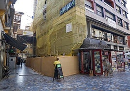 Obras de rehabilitación de un edificio en Cartagena.