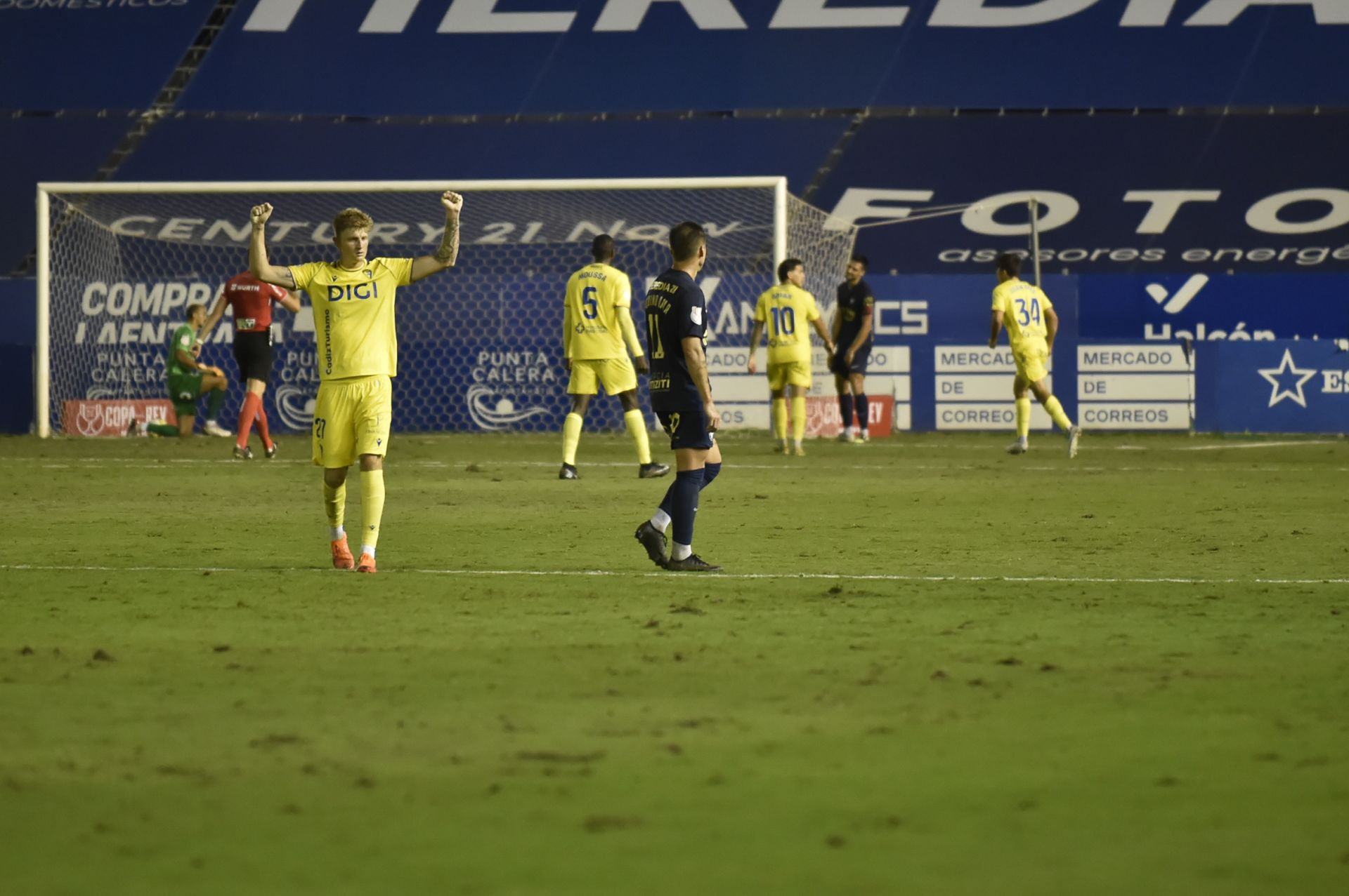Las imágenes del UCAM CF-Cádiz (1-3)