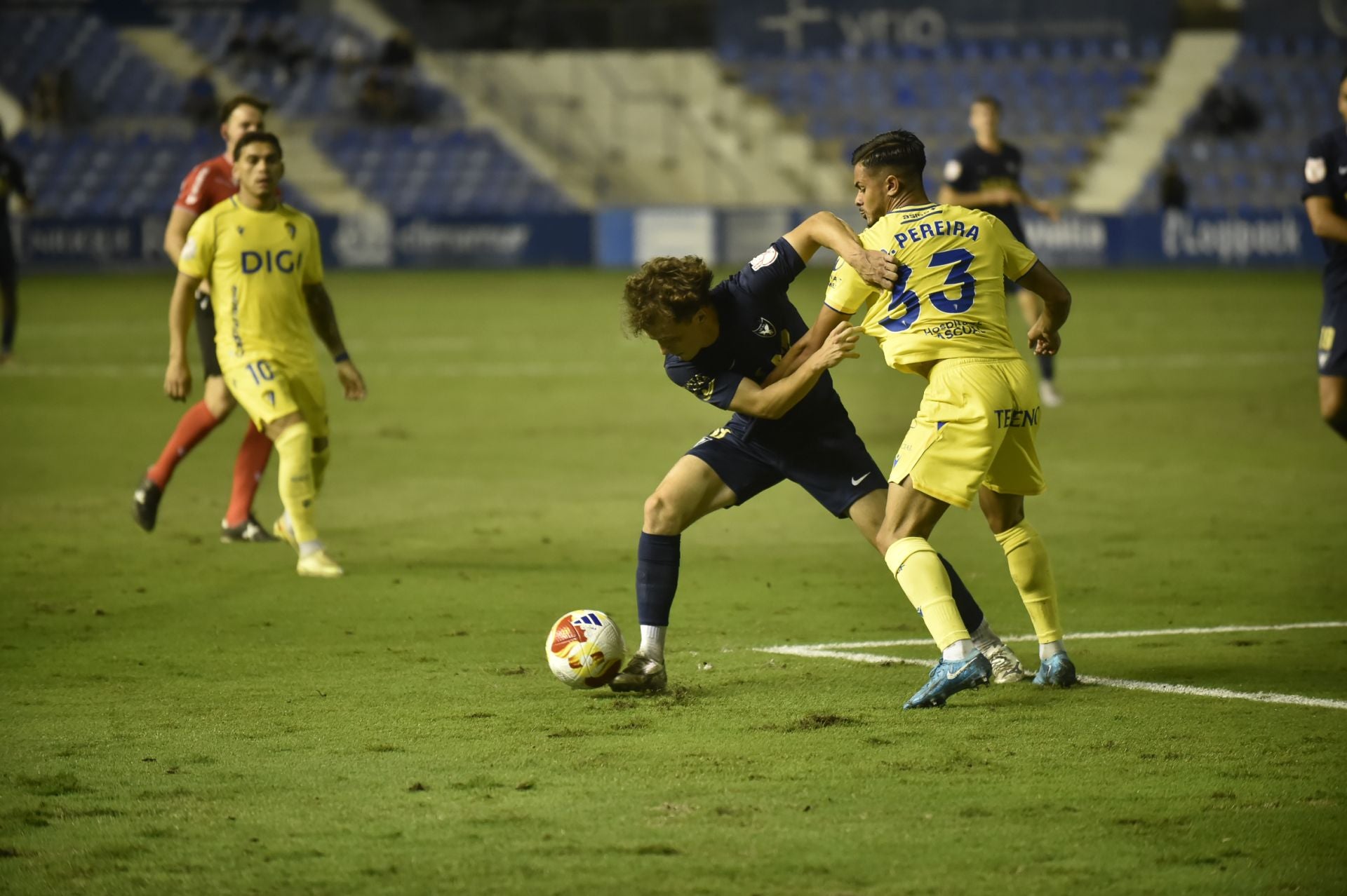Las imágenes del UCAM CF-Cádiz (1-3)