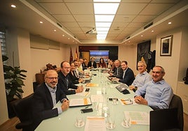 Encuentro de la UNEF y los directores generales autonómicos de Energía, este miércoles en Murcia.