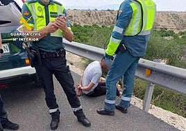 Del camionero arrestado, durante la detención.
