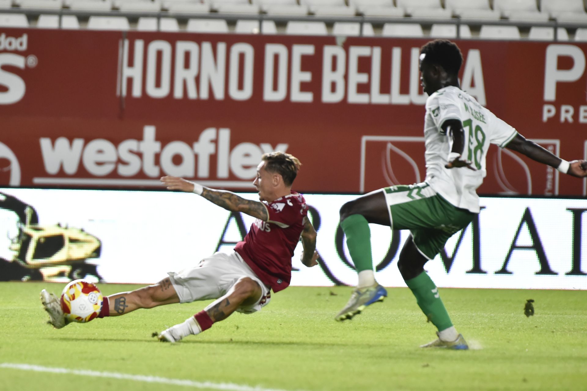 Las imágenes del Real Murcia Antequera (1 (2) - 1 (1))