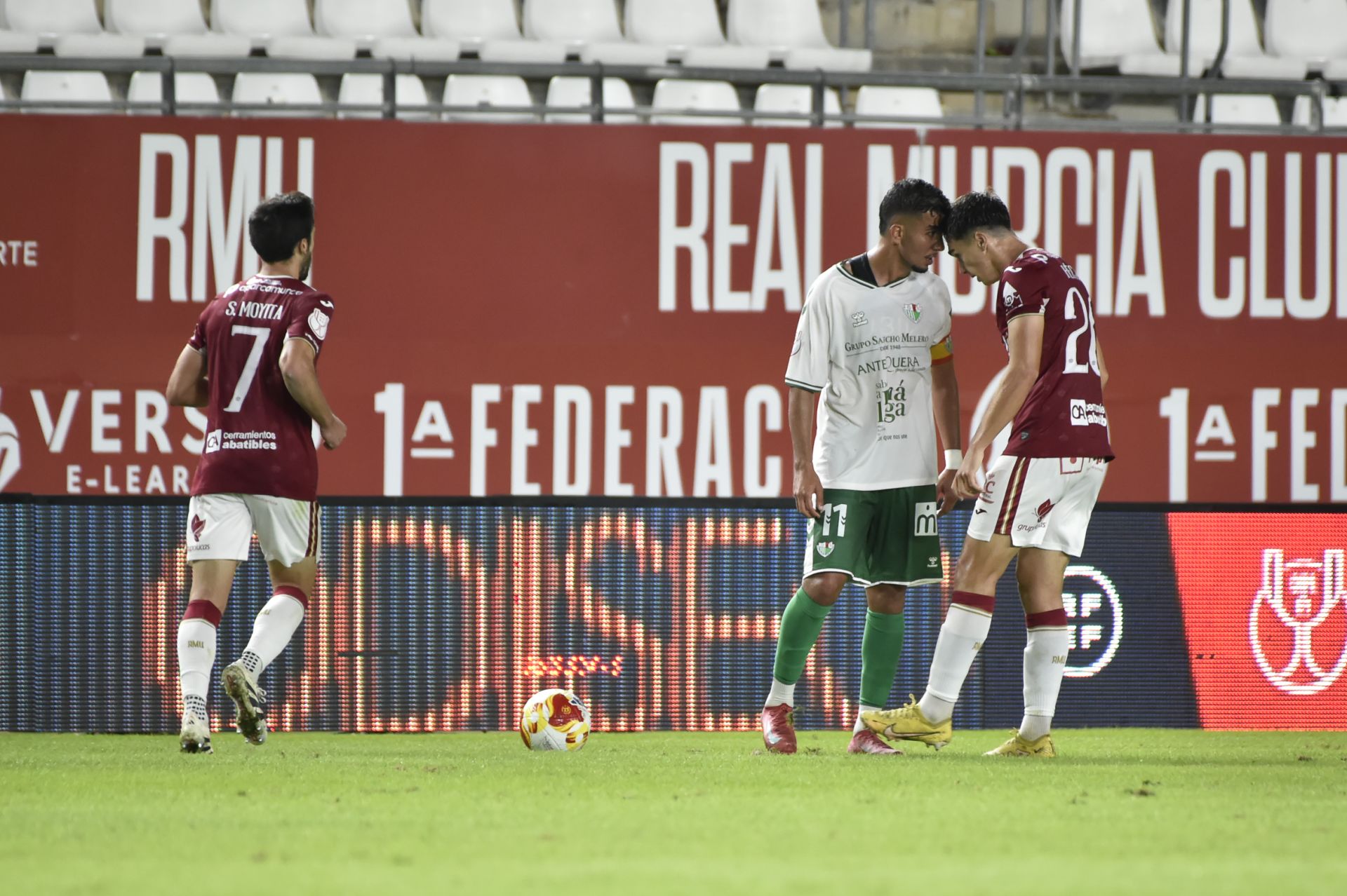 Las imágenes del Real Murcia Antequera (1 (2) - 1 (1))