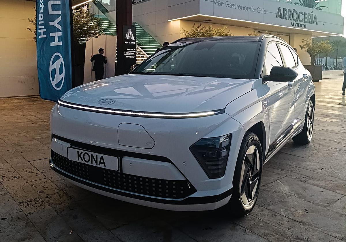 Los asistentes pudieron conocer de cerca el nuevo Kona Eléctrico.