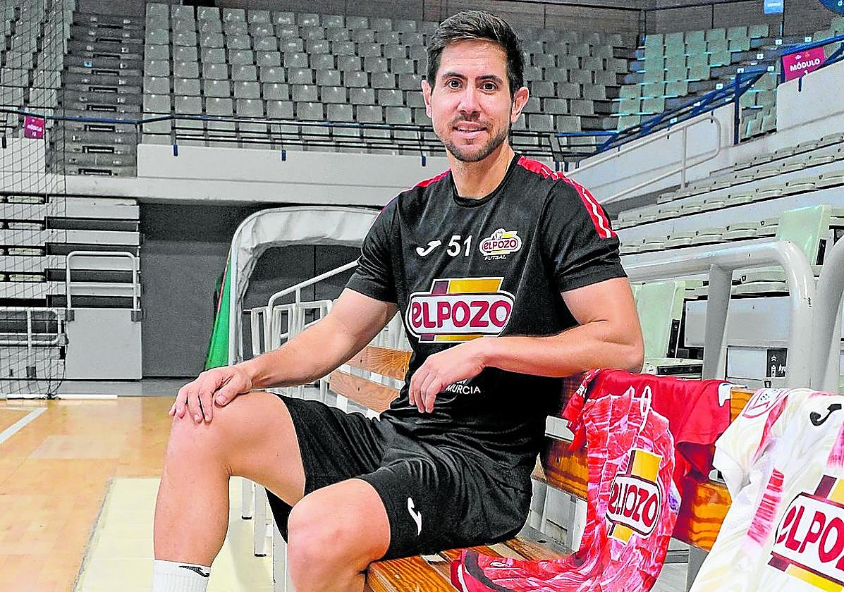 Bebe, cierre de ElPozo Murcia, en el Palacio de los Deportes tras la sesión del jueves.