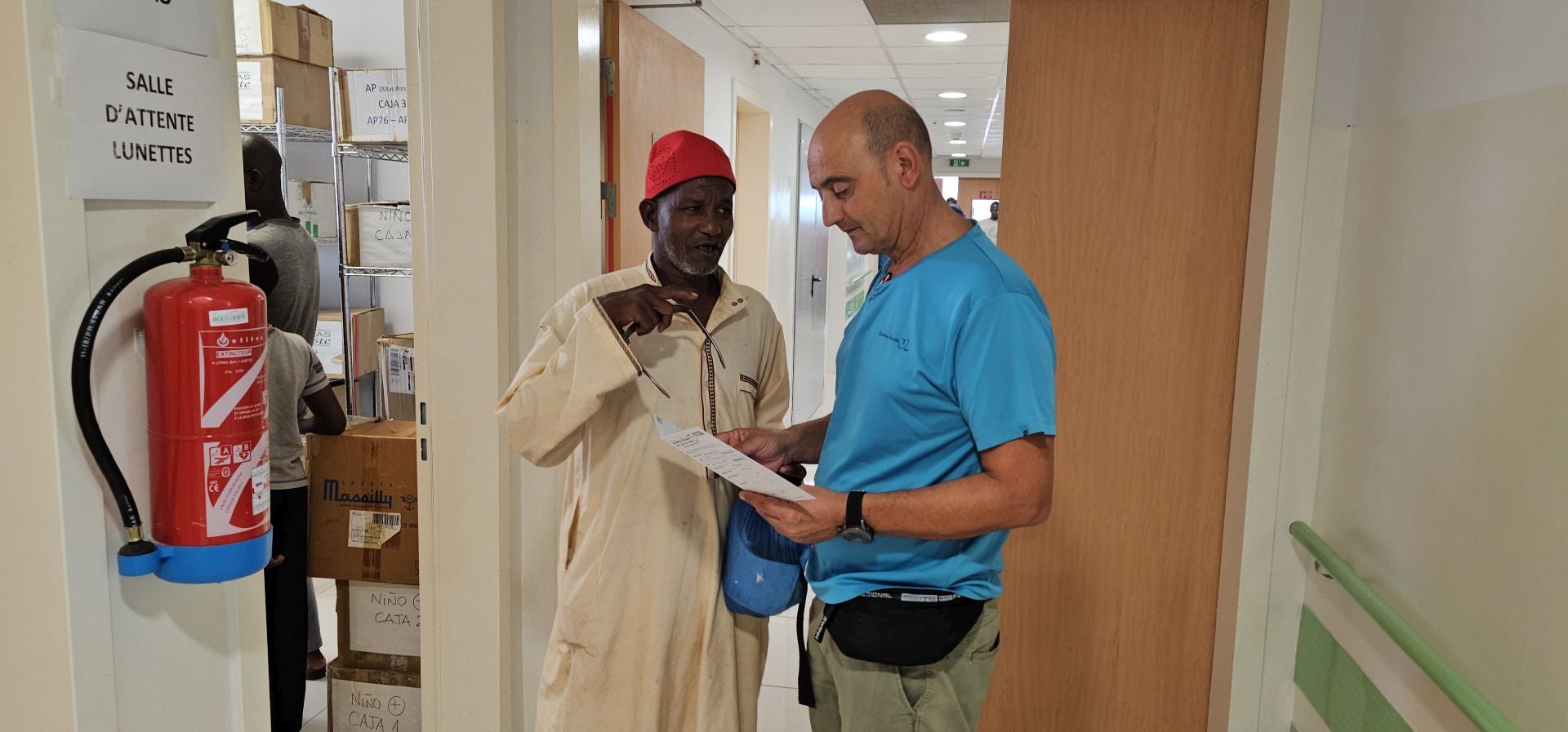 &#039;El milagro de ver&#039;, proyecto humanitario de Azul en Acción con financiación del Colegio de Médicos de la Región de Murcia