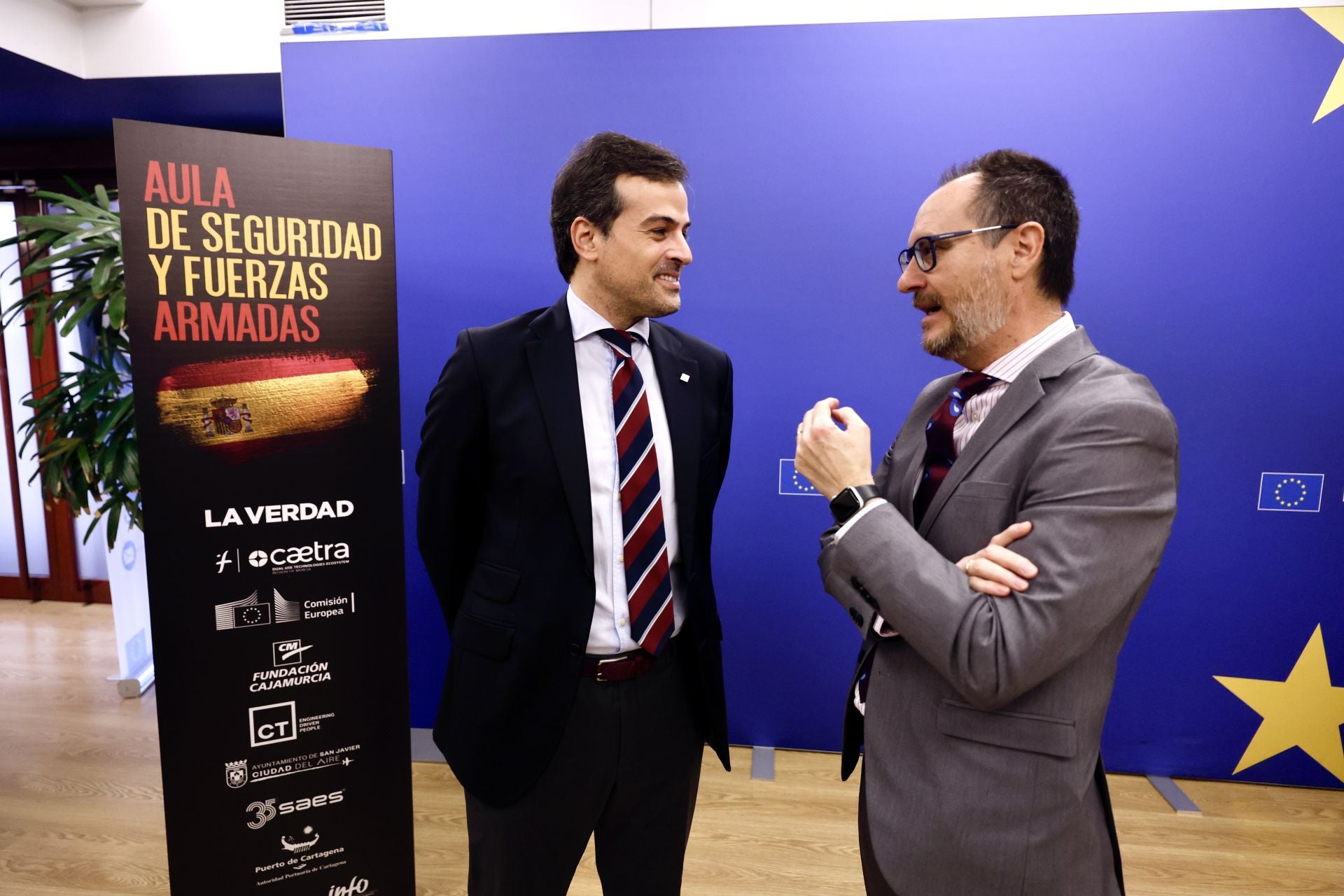 El Aula de Seguridad y Fuerzas Armadas de LA VERDAD, en imágenes