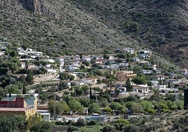 Panorámica del camping de El Portús en una imagen tomada ayer.