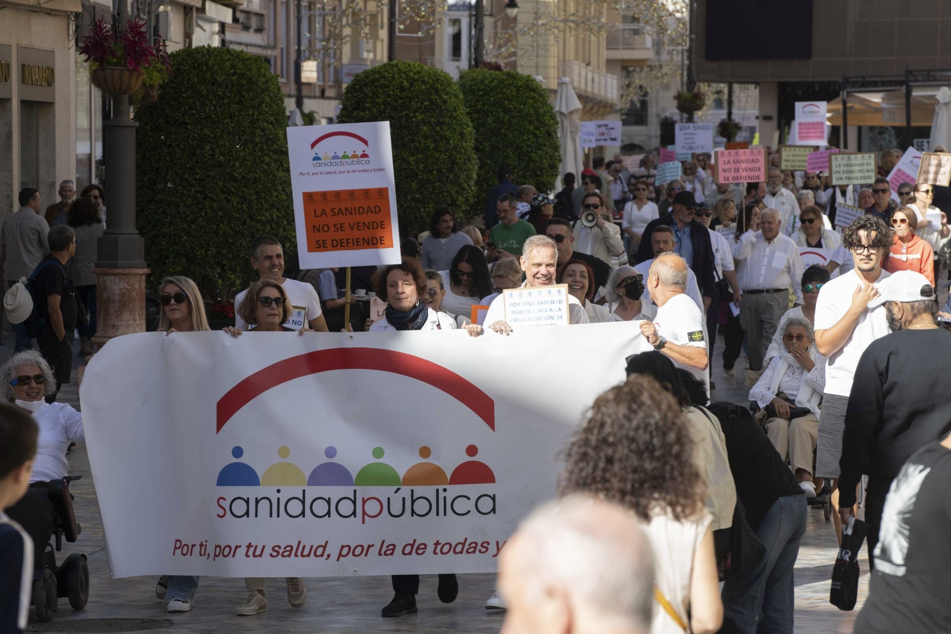 Manifestación en defensa de la sanidad pública en Cartagena, en imágenes