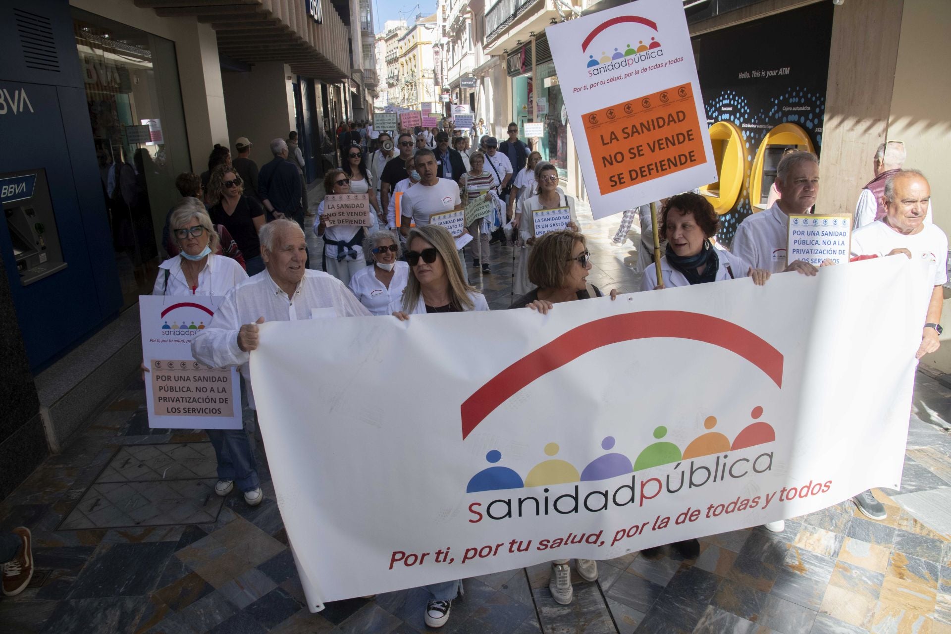 Manifestación en defensa de la sanidad pública en Cartagena, en imágenes