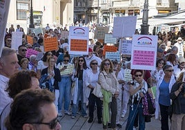 Marcha en defensa de la sanidad pública en Cartagena, este sábado.