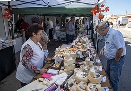 Uno de los puestos de queso instalados en La Aljorra.