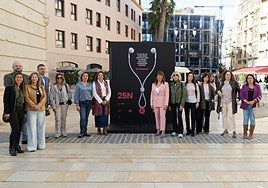 Asistentes a la presentación del programa de actividades diseñadas en Cartagena con motivo del 25-N.