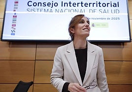 La ministra de Sanidad, Mónica García.