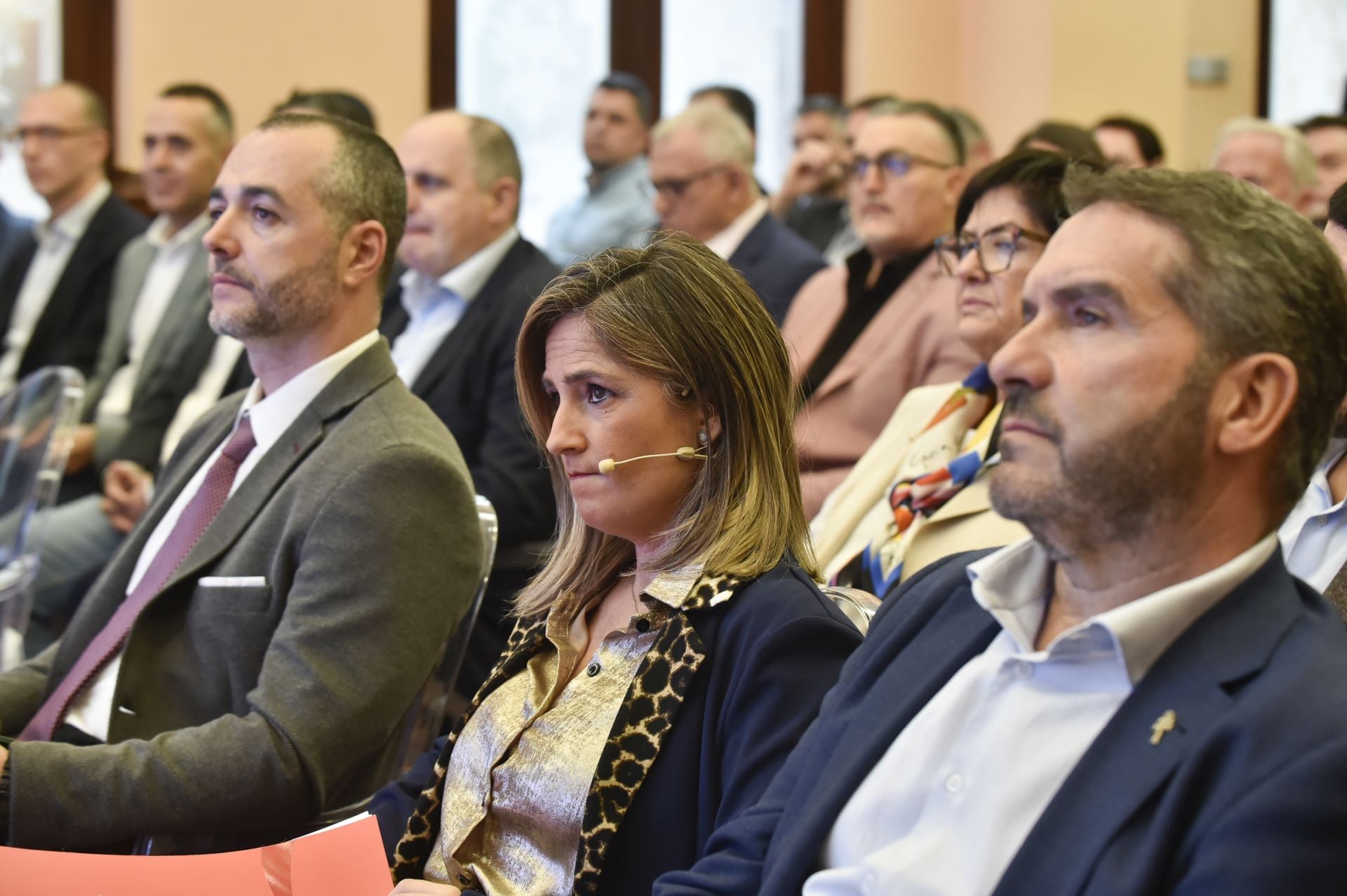 Coca-Cola presenta su &#039;Estudio de Impacto Socioeconómico 2024&#039; en la Región