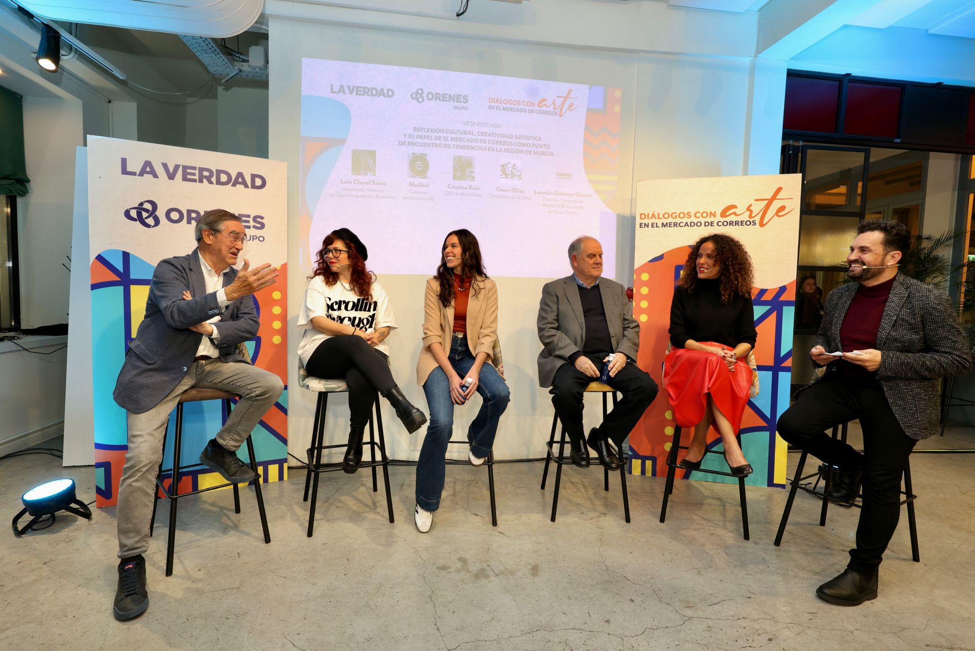 Foro &#039;Diálogos con arte&#039;, en imágenes