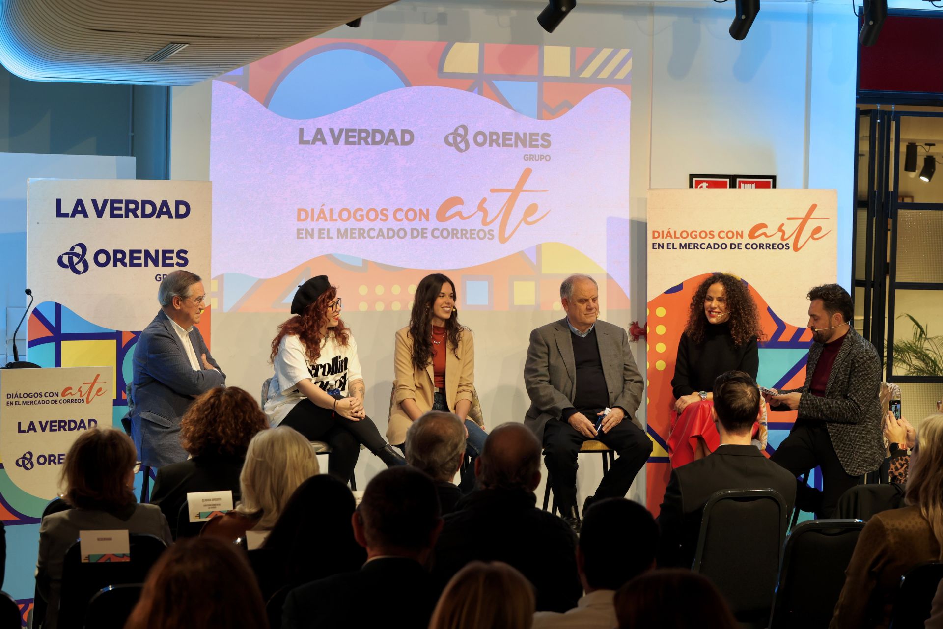 Foro &#039;Diálogos con arte&#039;, en imágenes