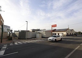 Actuales instalaciones del productor de vinagres J.R. Sabater, ubicadas en el límite entre las pedanías de Churra y Cabezo de Torres.