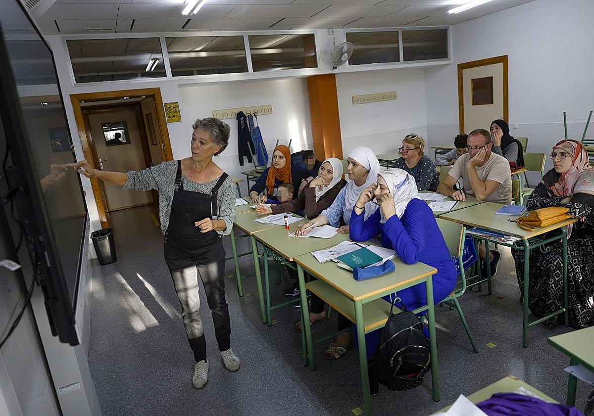 Imagen principal - Clases de español. 