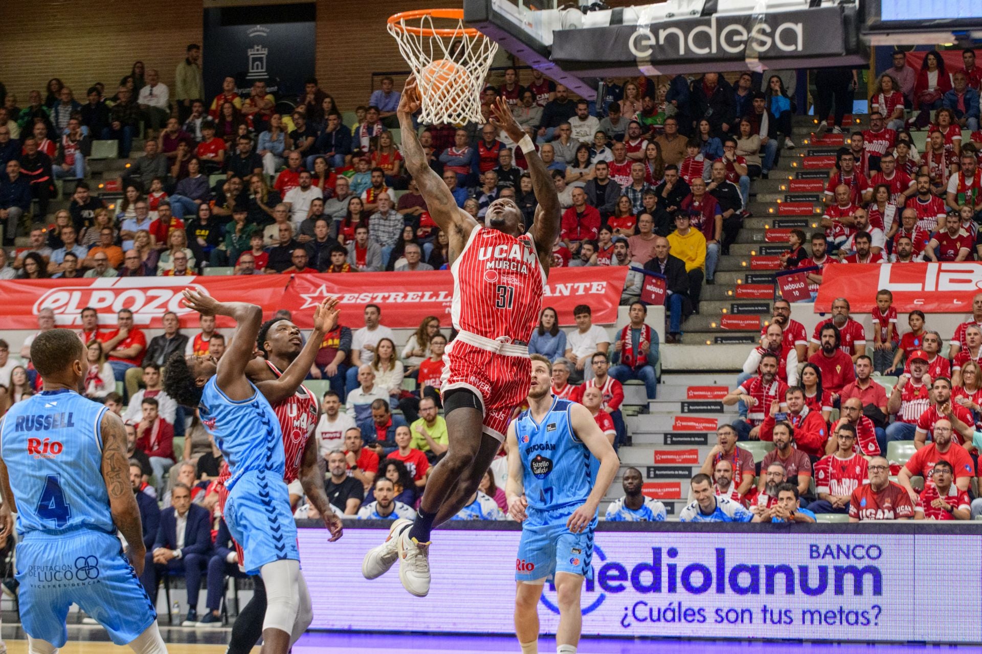 El UCAM Murcia cae prisionero de la trampa del Breogán, en imágenes