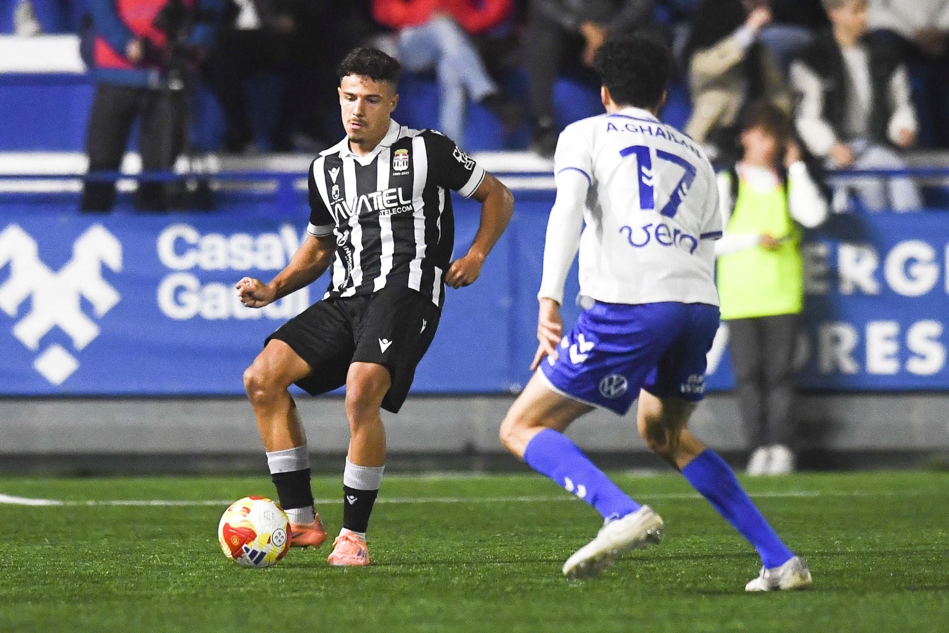 El FC Cartagena pierde ante la intensidad y calidad del Europa, en imágenes