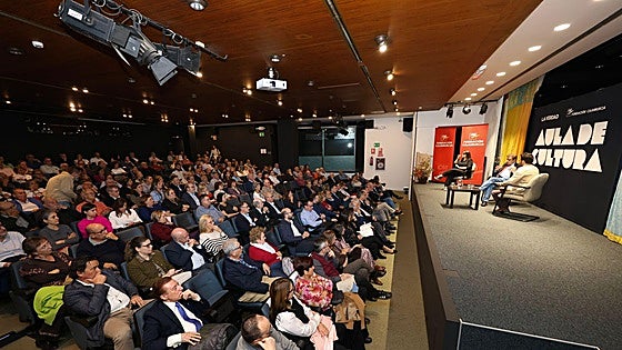 Pablo Ramírez, ciencia y vida en el Aula de Cultura de LA VERDAD, en imágenes