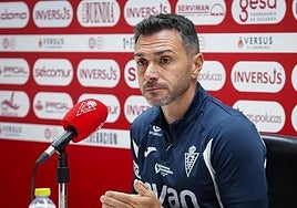 Adrián Colunga, este viernes, en rueda de prensa.