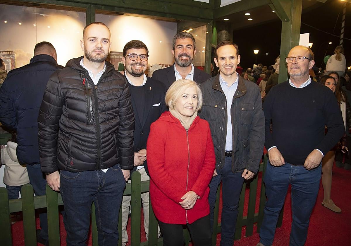 Jorge Navarro, Antonio Ferrer, Nuria Sánchez, Alberto Moreno, Juan Antonio Ayala y Alfonso Rodríguez. Francisco Tomás, Juan Antonio y Carlos García y Catalina y Teresa Valera.
