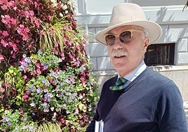 Paco Mínguez, de paseo en una imagen reciente.