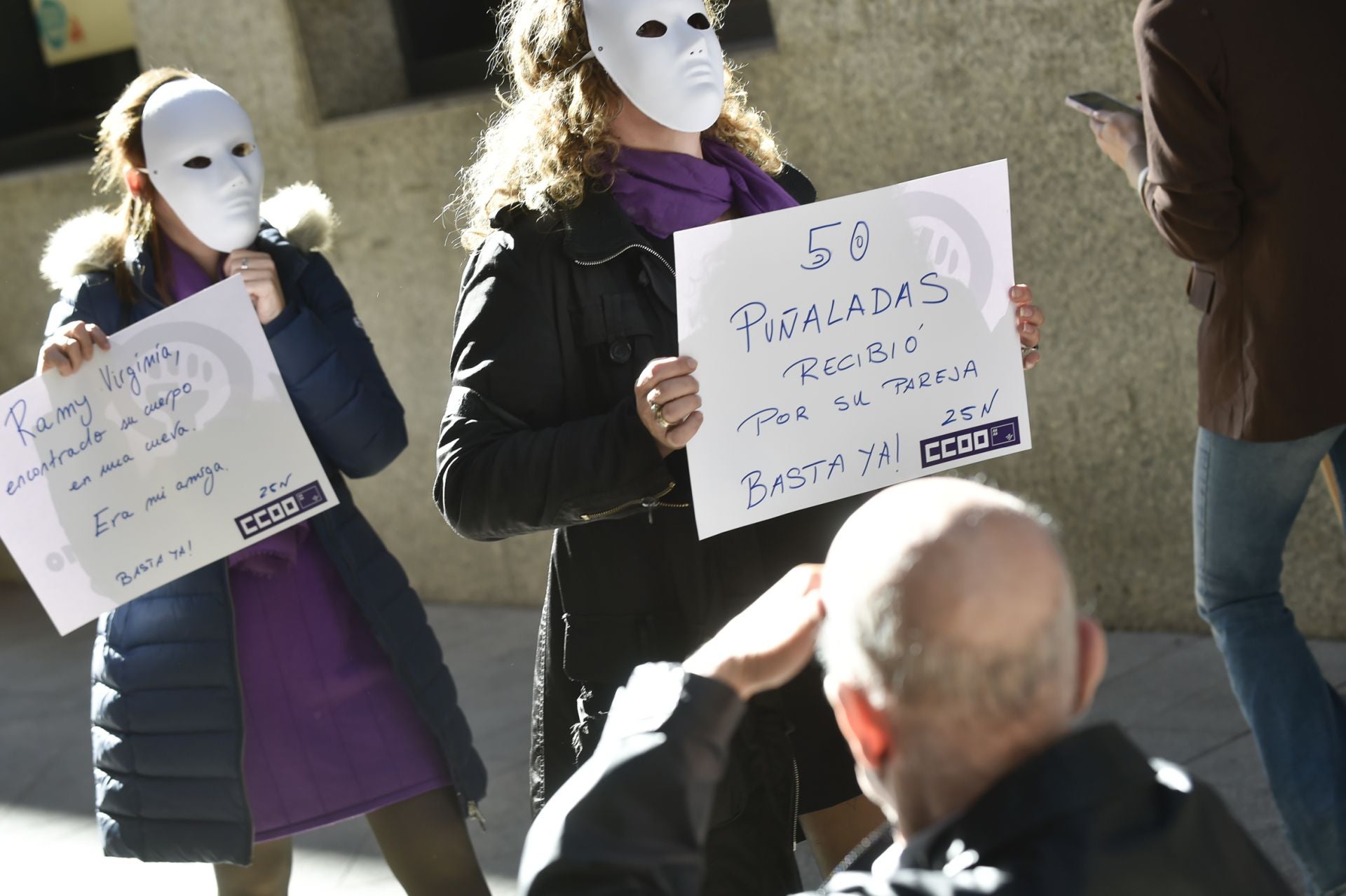 La actuación &#039;Porque el silencio también es violencia&#039;, en imágenes