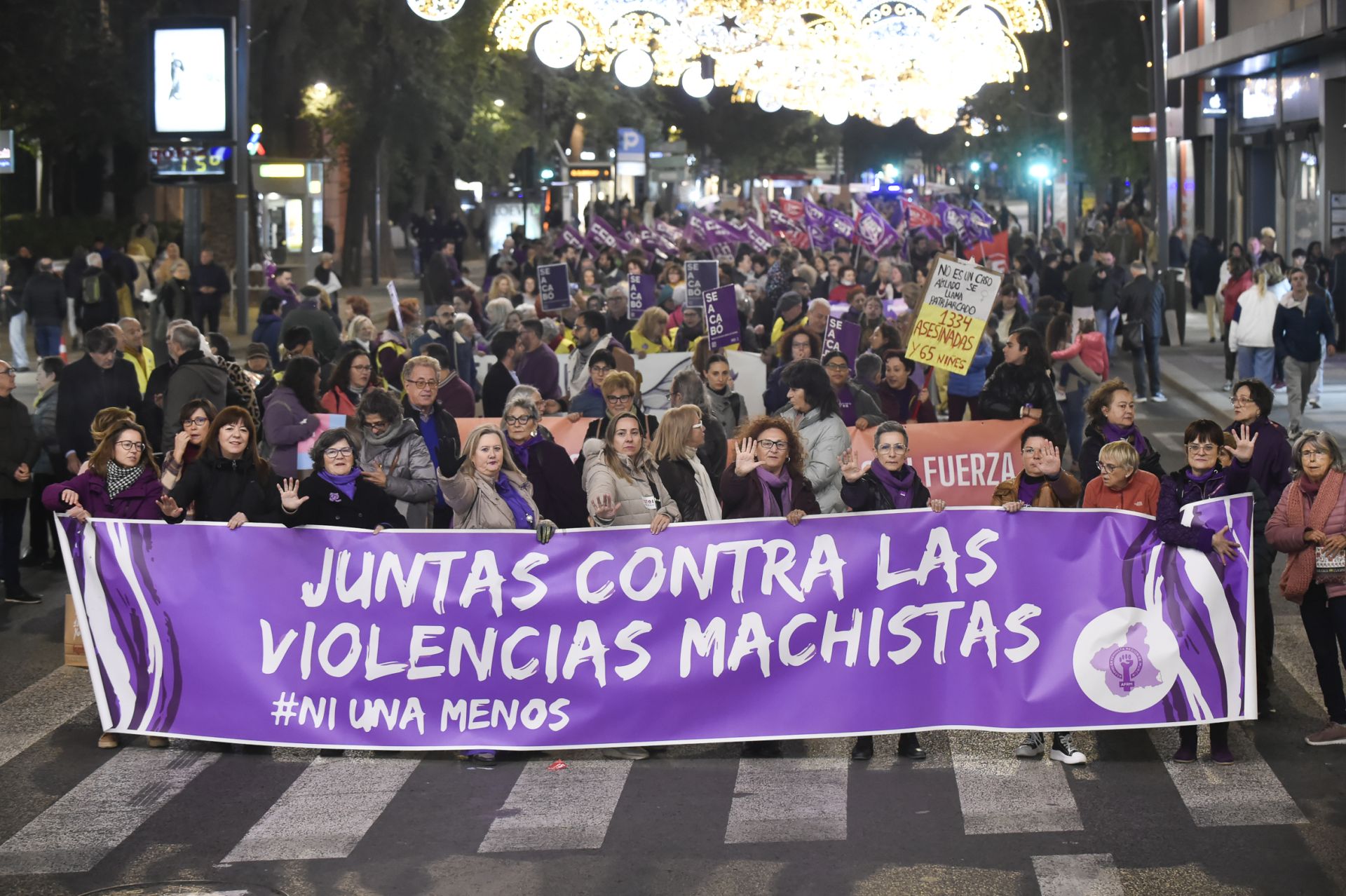 Manifestación por el 25N en Murcia, en imágenes