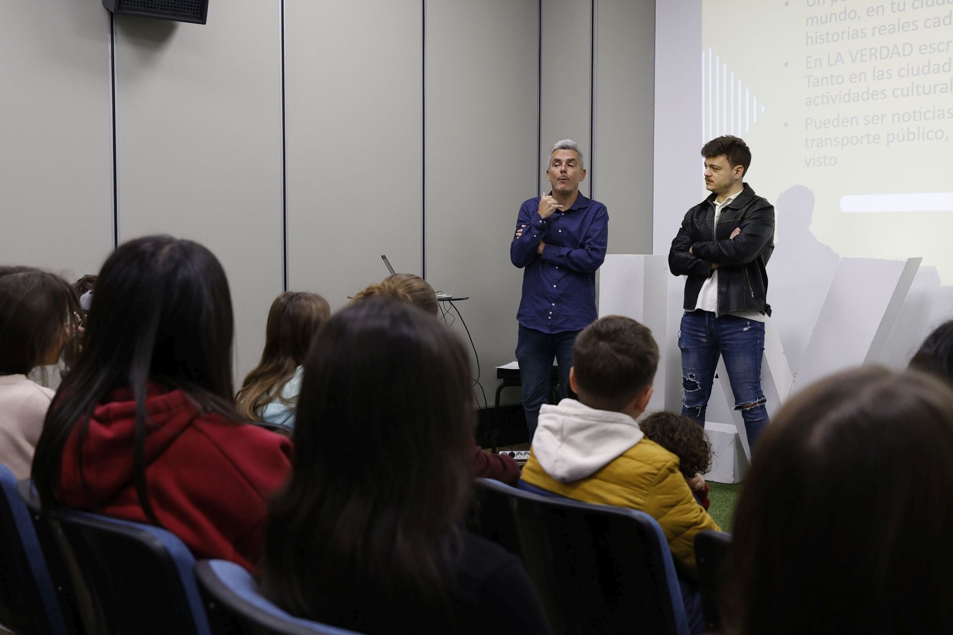 Los alumnos de del CEIP San Pablo de Murcia visitan LA VERDAD, en imágenes